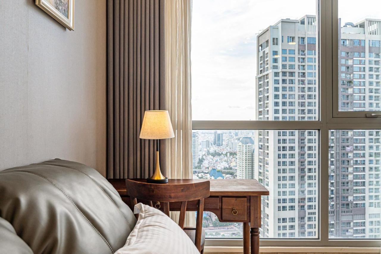 Luxury At Vinhomes Park Căn hộ TP. Hồ Chí Minh