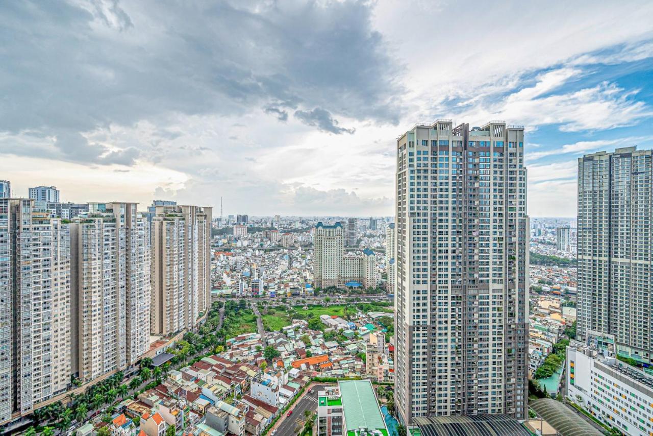 Luxury At Vinhomes Park * TP. Hồ Chí Minh