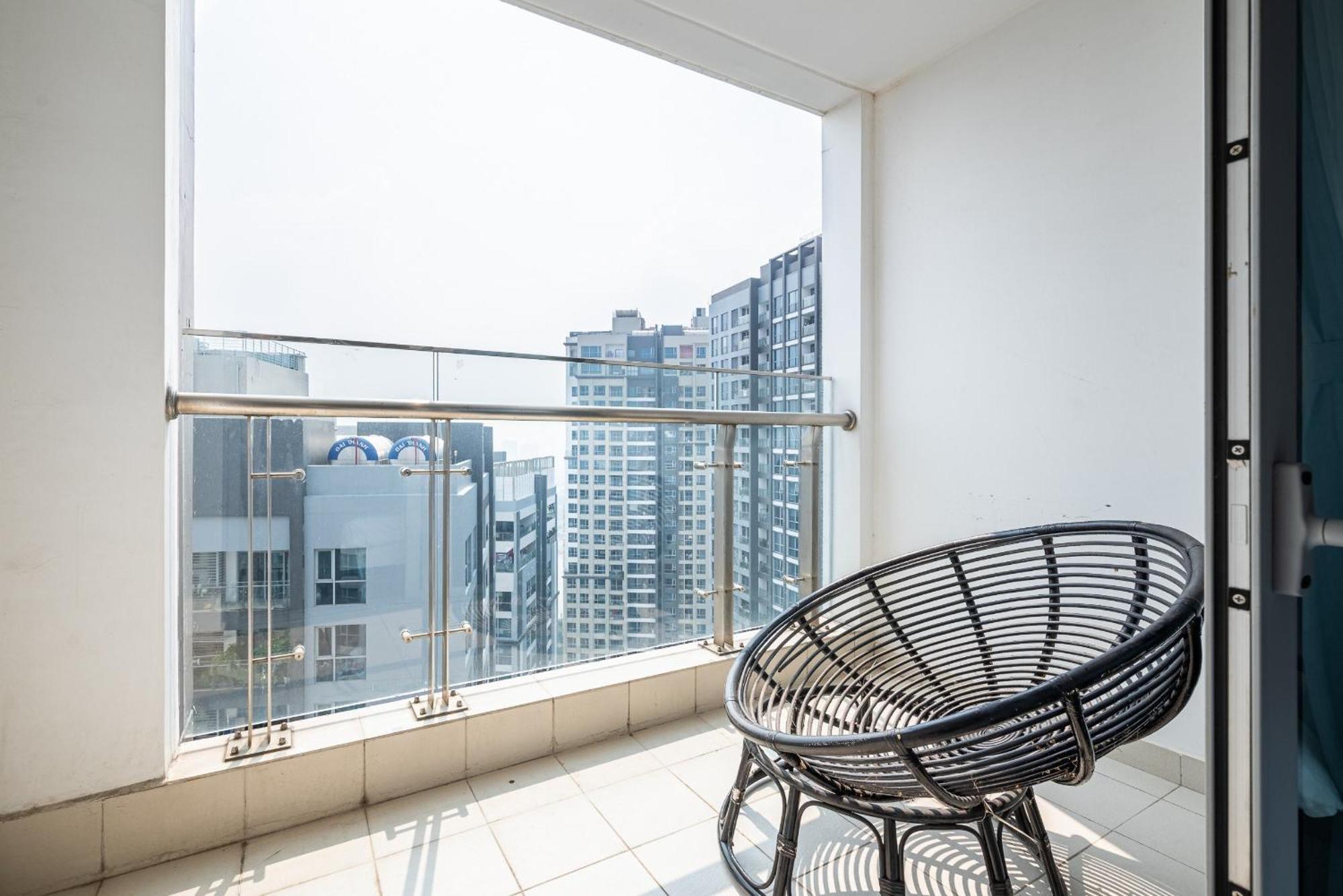 Căn hộ Luxury At Vinhomes Park *