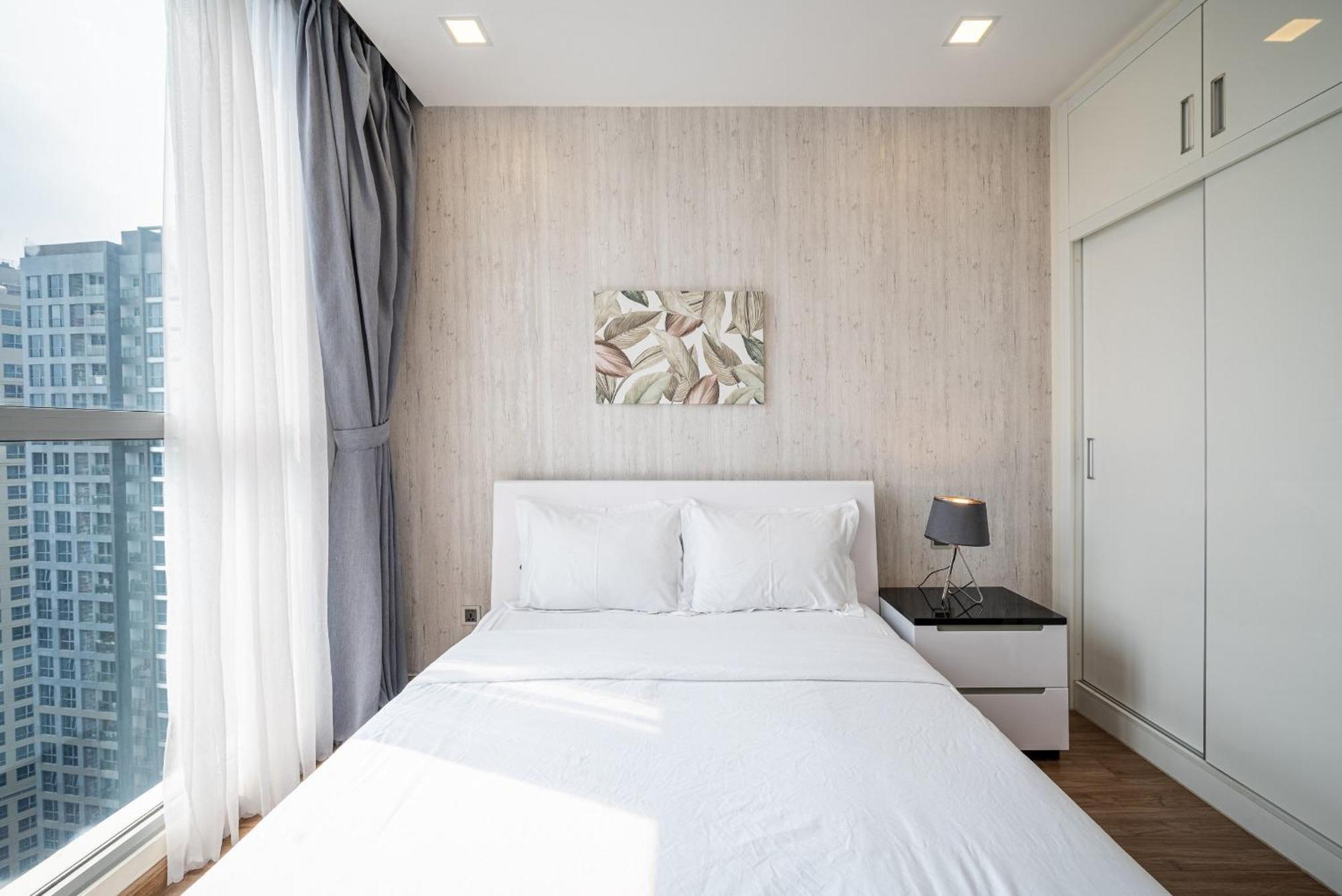 Luxury At Vinhomes Park Căn hộ