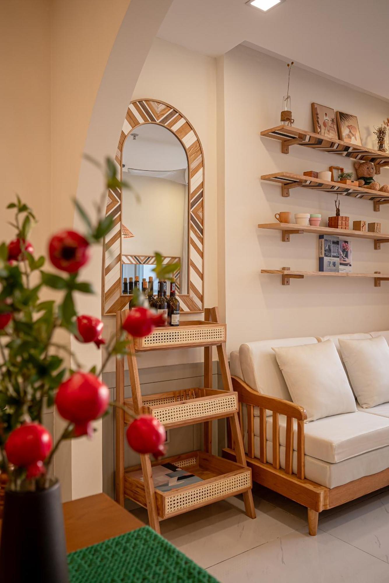Căn hộ Luxury At Vinhomes Park *