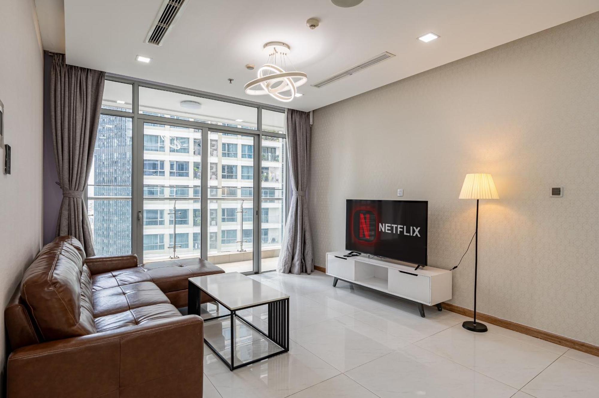 Luxury At Vinhomes Park Căn hộ TP. Hồ Chí Minh