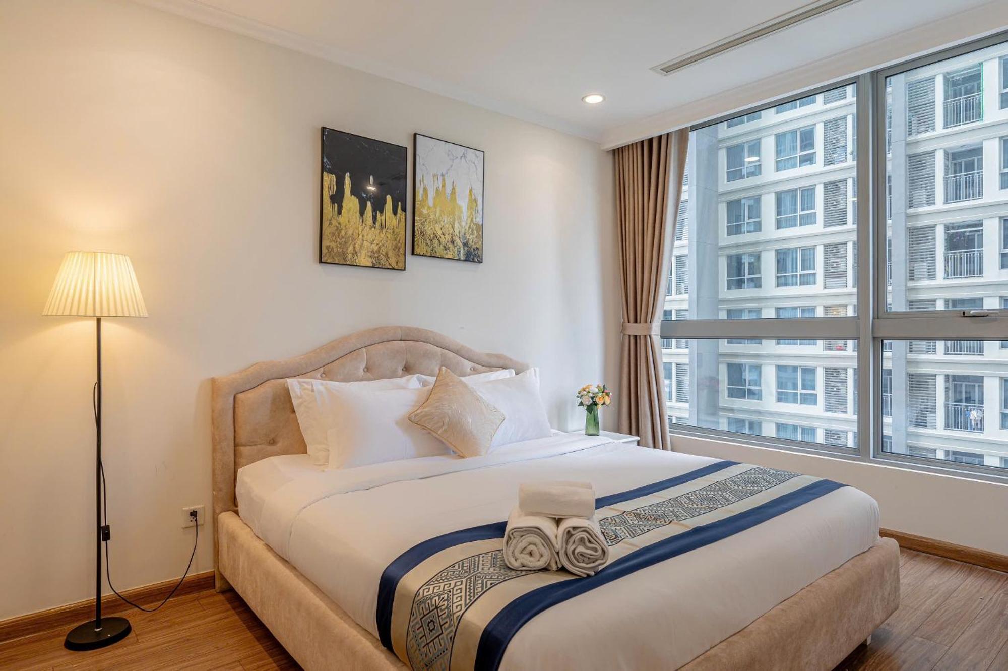 Căn hộ Luxury At Vinhomes Park