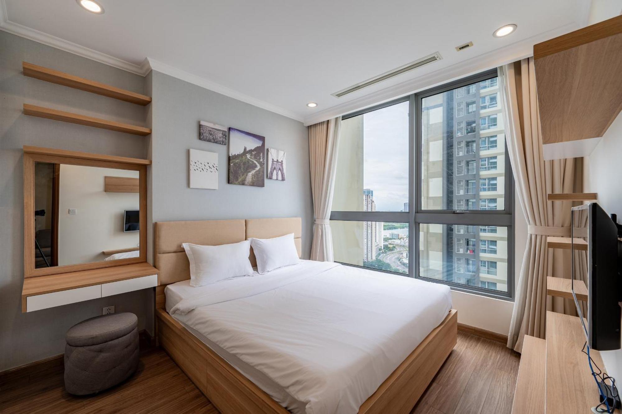 Căn hộ Luxury At Vinhomes Park TP. Hồ Chí Minh